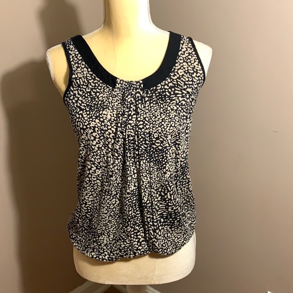 Loft Patterned Tank - Picture 1 of 3